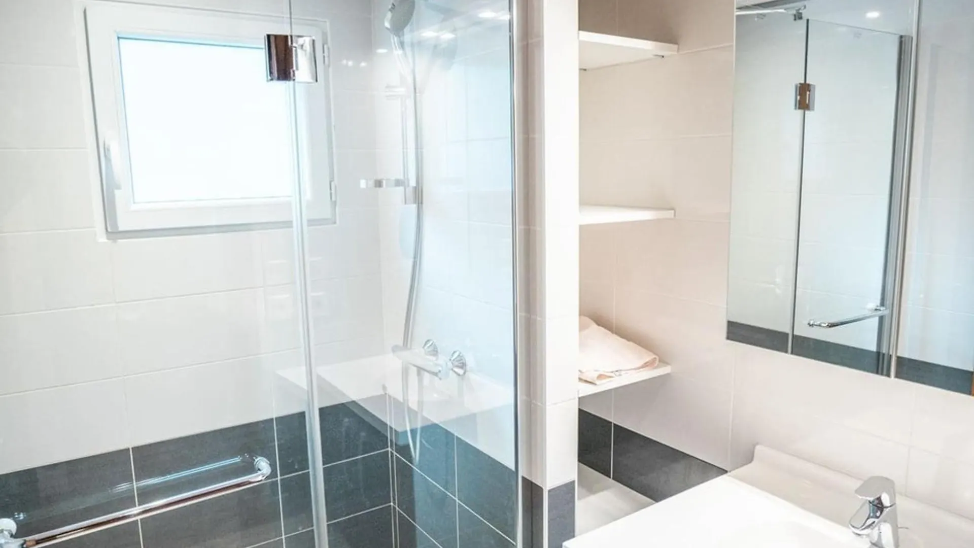 Apartment Charmant T3 Pour 5 Pers, Proche Centre Et Remontees, Balcon Expose Sud-Ouest, Parking Inclus - Fr-1-676-12 Chatel